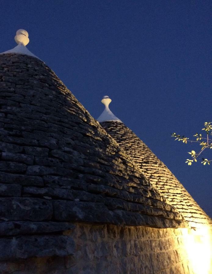 הוילה אלברובלו Trulli Pietra Viva מראה חיצוני תמונה